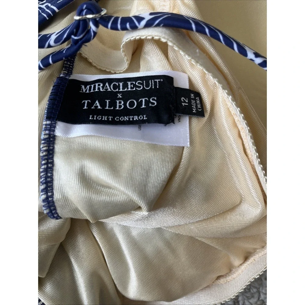 Miraclesuit X Talbots Flattering Blue Ombré Seashell Print Swimsuit Size 12